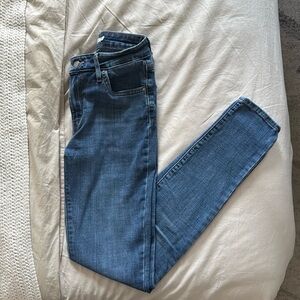 Levis 721 High Rise Blue Skinny Jean